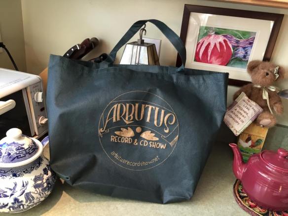 arbutus record show bag