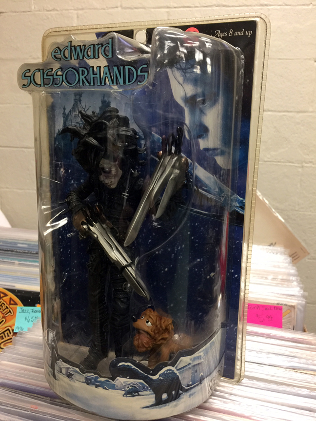 edward scissorhands figurine IMG_3279